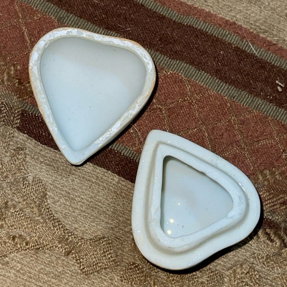 Vintage porcelain pill box trinket box - Picture 3 of 6